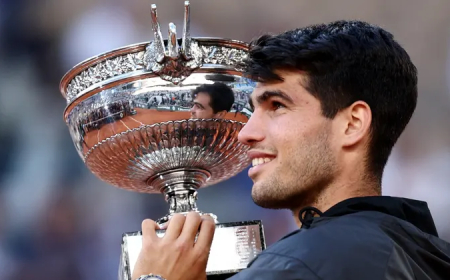 ସ୍ପେନୀୟ ଯୁବ ତାରକା କାର୍ଲୋସ ଅଲ୍‌କାରାଜ ଗାର୍ଫିଆ ଫ୍ରେଞ୍ଚ ଓପନ୍‌ ପୁରୁଷ ଏକକ ଟ୍ରଫି ବିଜେତା ହୋଇଛନ୍ତି