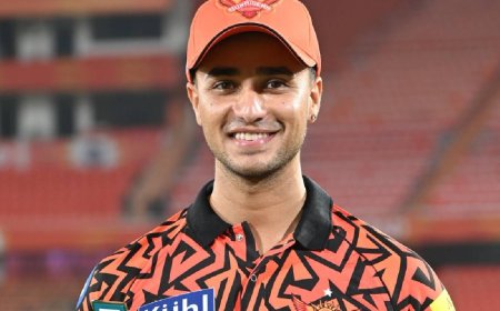 କିଏ ସେ ଅଭିଷେକ ଶର୍ମା?