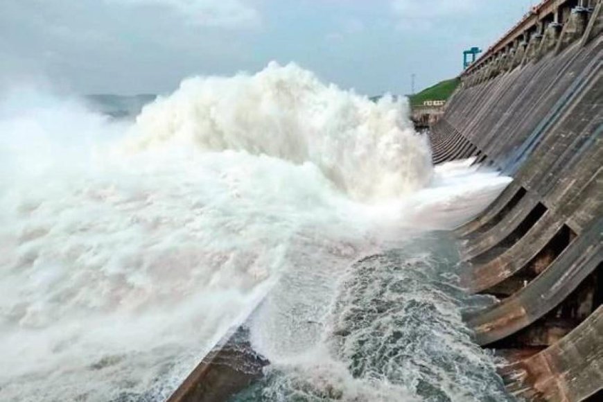 ବଢୁଛି ହୀରାକୁଦ ଜଳଭଣ୍ଡାରର ଜଳସ୍ତର,ଖୋଲିଲା ଆଉ ୪ଟି ଫାଟକ