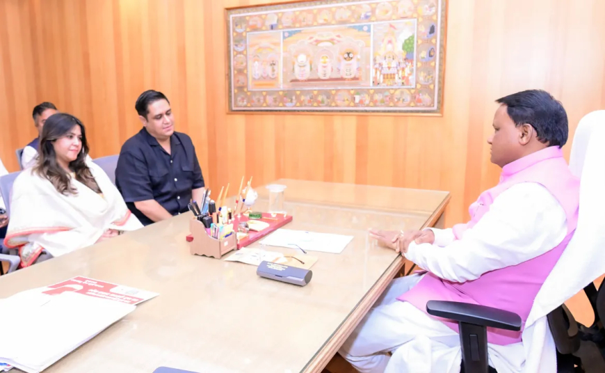 ମୁଖ୍ୟମନ୍ତ୍ରୀଙ୍କୁ ଭେଟିଲେ ପ୍ରଯୋଜିକା ଏକତା କପୁର