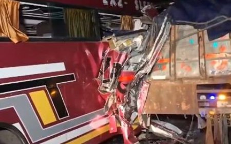 ତେଲେଙ୍ଗାନାରେ ଟ୍ରକ୍‌କୁ ପିଟିଲା ବସ୍‌, ୪ ଓଡ଼ିଆ ମୃତ