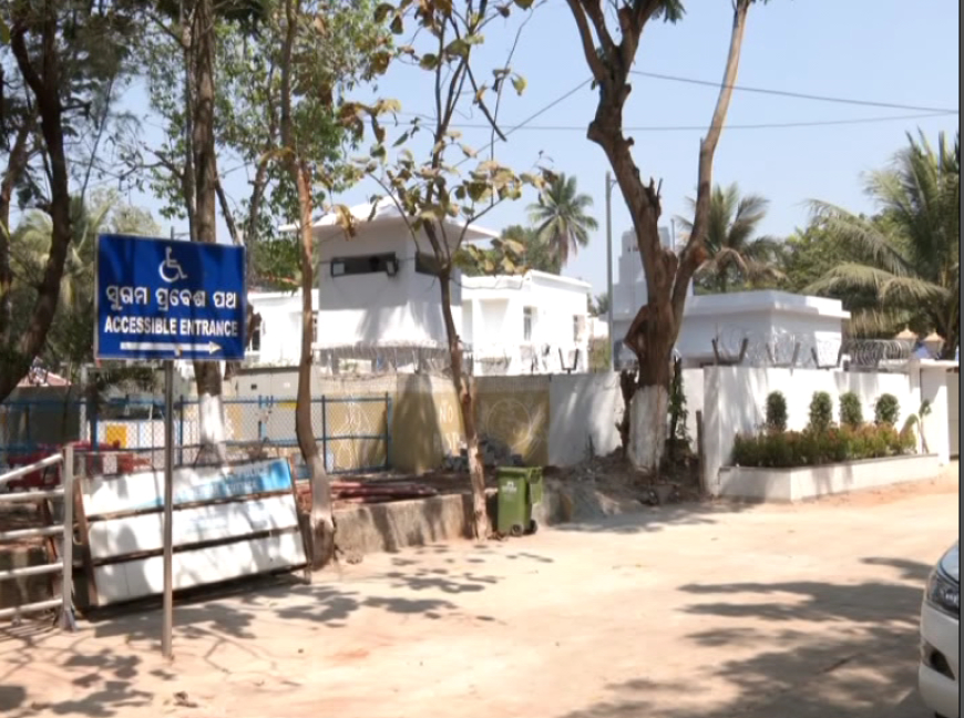 ନୂଆ ସରକାରୀ ବାସଭବନରେ ଗୃହ ପ୍ରବେଶ କଲେ ମୁଖ୍ୟମନ୍ତ୍ରୀ,