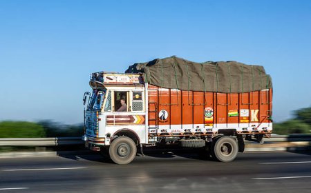 ଟ୍ରକ୍ ରେ ହେଉଥିଲା ଗଞ୍ଜେଇ ଚୋରାଚାଲାଣ