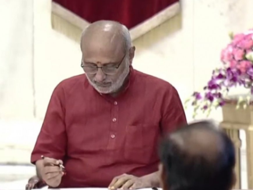 ଶପଥ ନେଲେ ନୂଆ ଉପରାଷ୍ଟ୍ରପତି ସିପି ରାଧାକ୍ରିଷ୍ଣନ