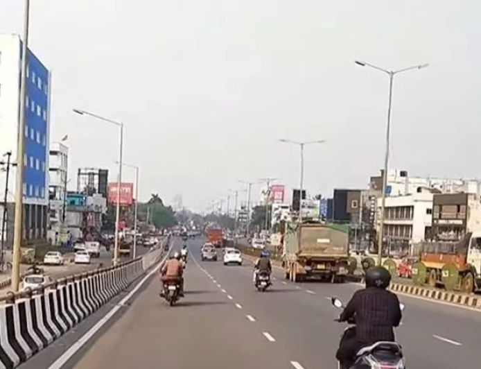 ୬ ଲେନ୍ ହେବ ପଳାଶୁଣୀ ରାସ୍ତା