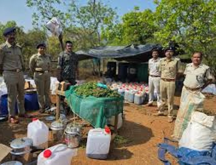 ଦୁଇ ଶହ କୋଟିର ଗଞ୍ଜେଇ ତେଲ ଜବତ