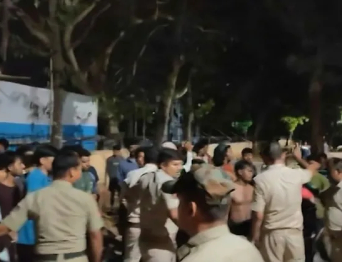 ରଣକ୍ଷେତ୍ର ପାଲଟିଲା ବିଜେବି କଲେଜ କ୍ୟାମ୍ପସ : ୨୫ରୁ ଅଧିକ ଛାତ୍ର ଆହତ