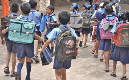 ୧୦ ଦିନ ବିନା ବ୍ୟାଗ୍ରେ ବିଦ୍ୟାଳୟ ଆସିବେ ଛାତ୍ରଛାତ୍ରୀ