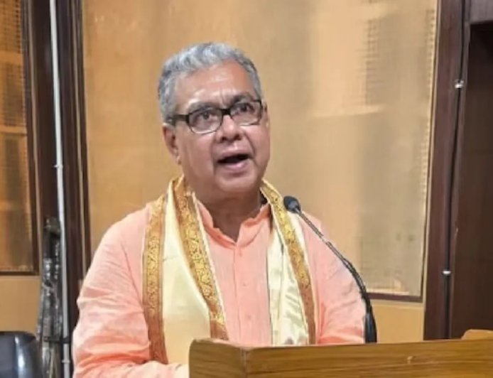 ଡେଙ୍ଗୁ ଭୟରେ ସ୍କୁଲ ଡ୍ରେସ୍ ବଦଳିବ! ଝିଅଙ୍କୁ ସ୍କର୍ଟ ନୁହେଁ, ସାଲୱାର ପିନ୍ଧିବାକୁ ଅପିଲ୍
