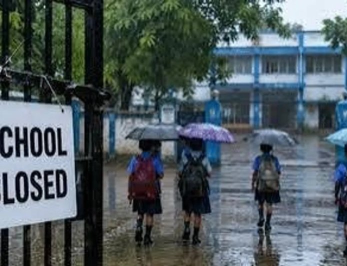 ମୟୂରଭଞ୍ଜରେ ପୁଣି ସ୍କୁଲ ଛୁଟି! ରେଡ୍‌ ୱାର୍ଣ୍ଣିଂ ପରେ ଜିଲ୍ଲାପାଳଙ୍କ ବଡ଼ ନିଷ୍ପତ୍ତି