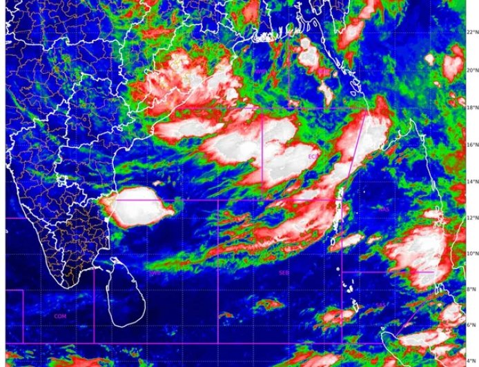 ଉତ୍ତର ବଙ୍ଗୋପସାଗରରେ ସୃଷ୍ଟି ହେଲା ଲଘୁଚାପ! ସାରା ଓଡ଼ିଶାରେ ବର୍ଷା, ମୟୂରଭଞ୍ଜକୁ ରେଡ୍‌ ଆଲର୍ଟ