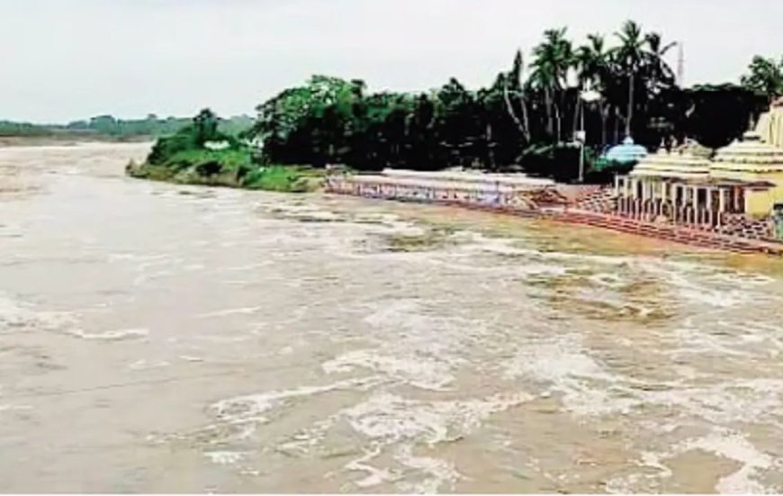 ପୁଣି ଫୁଲୁଛି ବୈତରଣୀ, ଭଦ୍ରକ ଓ ଯାଜପୁରରେ ବନ୍ୟା ଆଶଙ୍କା ; ବୁଢ଼ାବଳଙ୍ଗ ଓ ଜଳକାରେ ସ୍ଥିତି ସଙ୍ଗୀନ