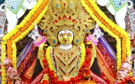 ମହାସପ୍ତମୀରେ ମା’ ଝାଞ୍ଜିରୀ ମଙ୍ଗଳାଙ୍କ ମହାଲକ୍ଷ୍ମୀ ବେଶ, ଦର୍ଶନ ପାଇଁ ଭକ୍ତଙ୍କ ଭିଡ଼